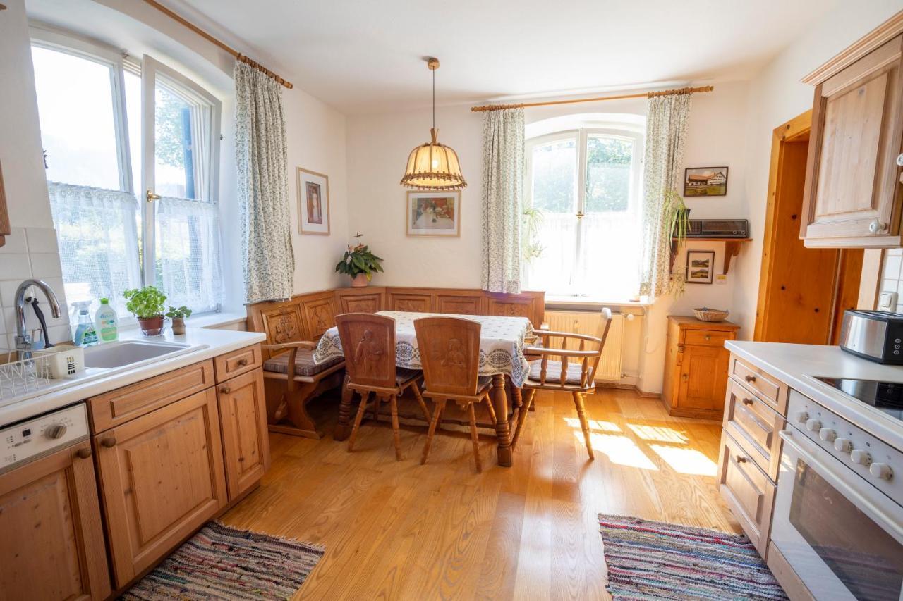 Landhauswohnung Mit Wildromantischem Garten Füssen Eksteriør bilde