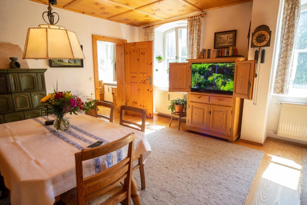Landhauswohnung Mit Wildromantischem Garten Füssen Eksteriør bilde